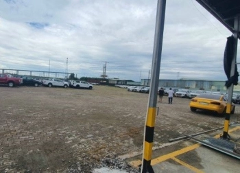 Cần cho thuê gấp mặt bằng đã thảm nhựa