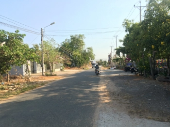 Bán đất thiện nghiệp mặt tiền đường Hồ Quang Cảnh 