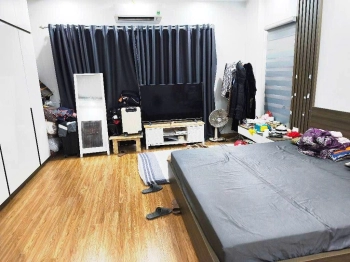 Bán nhà rộng đẹp Nghi Tàm, Hồng Hà, Tây Hồ - ô tô đỗ cổng - 45m 10.4 tỷ