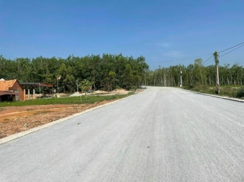 Cần tiền đáo hạn ngân hàng nên chủ ra gấp lô đất 500m2 ngay sau khu dân cư Đại Nam giá 370tr shr