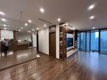 Bán gấp căn hộ hạng sang penhouse 3PN + 1 view đẹp nhất Cầu Giấy 193m2 giá 9,8 tỷ