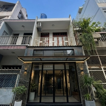 Một căn nhà vừa đủ đẹp, vừa đủ riêng tư và đặc biệt rất tiện ở lâu dài - tại F4 Tân Bình.