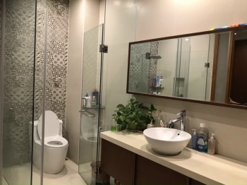 Cần cho thuê gấp nhà Mặt tiền đường Xô Viết Nghệ Tĩnh, P.25, Q.Bình Thạnh, DT: 8x30, m2. Hầm, Trệt, Lững, 
4 Lầu, ST. Giá: 80 tr/th