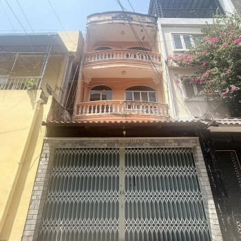 Nhà Cô/Chú BS Bệnh viên Thống Nhất - dồi dào lộc sức khoẻ -  80m2 x 3 tầng, xe hơi ngủ nhà.