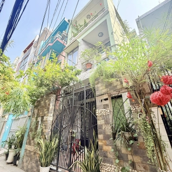 NGUYỄN HỒNG ĐÀO - HÀNG XÓM UBND QUẬN TÂN BÌNH - 1/ XẸC - XE HƠI ĐỖ CỬA, 4 X 17 X 4 TẦNG - 11. TỶ