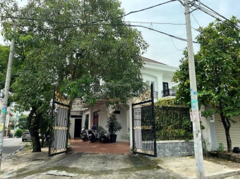 Chính chủ cần bán biệt thự Bình Chánh