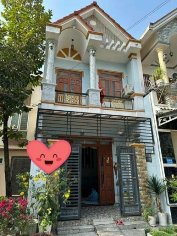 Giá thiệt muốn cho thuê. Cần tiền gấp. 2 tầng. Nguyễn trãi cần thơ