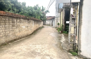 Bán đất thị trấn Thắng sắp lên thị xã