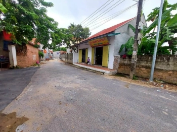 ĐẤT TRỤC CHÍNH TẠI TT BÁ HIẾN