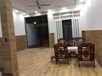 Cho thuê nhà nguyên căn chính chủ nằm tại kdc Hưng Phú đường liên phường quận 9 