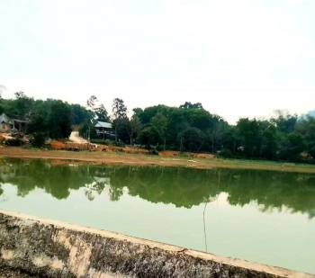 siêu phẩm mảnh đât view hồ lạc sơn