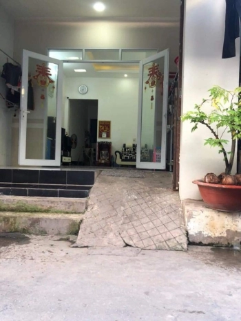 Cần bán nhà phường 5