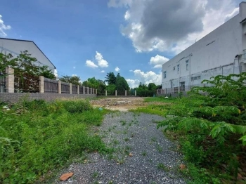 ĐẤT NHÀ BÁN 3.000M2 GIÁ 580TR ĐẤT TC SHR NGAY KCN BECAMEX,SÁT CHỢ DÂN ĐÔNG TIỆN XÂY TRỌ