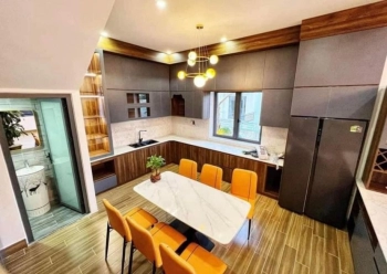 NGÕ VIP QUẬN UỶ - CẦU GIẤY - NHÀ MỚI 5 TẦNG LUNG LINH - GIÁ NHỈNH 4TỶ.