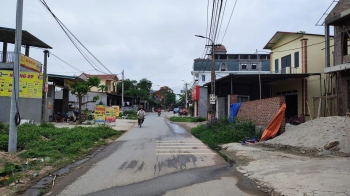 Bán 100m full thổ cư trục chính Thiện Kế, Bình Xuyên