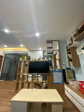 Cần tiền gấp nên cần bán nhanh căn hộ Sky9 Phú Hữu Quận 9 cũ