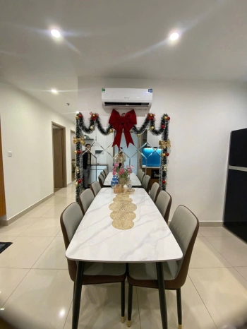 Bán căn hộ 3N full đồ khu đô thị Vinsmartcity