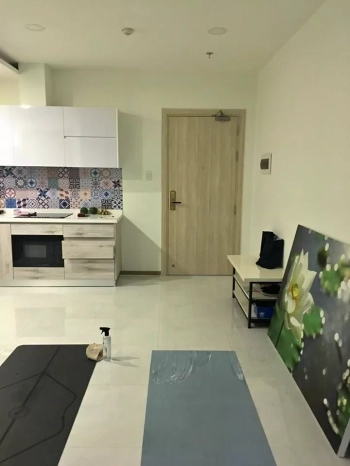 Chủ nhà cần bán căn hộ Riva Park, ngay chân cầu Tân Thuận, q4 (đã có sổ hồng)