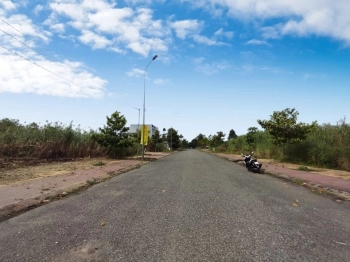 BÁN CẶP NỀN ĐƯỜNG CỔNG VÀO (ĐS 62) KDC TTHC HUYỆN VĨNH THẠNH - CẦN THƠ 