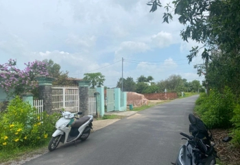 bà cô chuyển định cư về Lào cần bán vườn rầu riêng