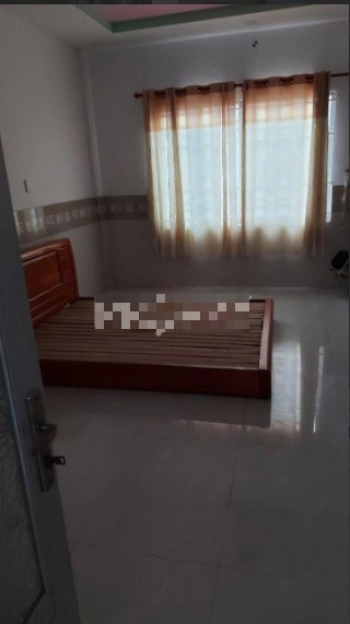 Nhà Đường Bùi Minh Trực, Trệt 2 Lầu Sân Thượng, 4PN 5WC, Diện Tích 4x25m, Giá 32 Triệu