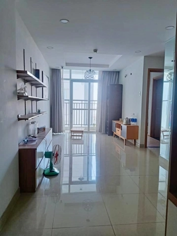 Bán căn hộ Him Lam Phú Đông, --Hướng: Đông Bắc hồ bơi