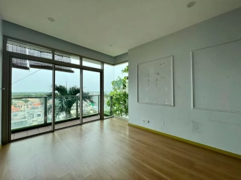 Bán gấp CHCC The Vista An Phú, q2, 160m2, 3PN, 3WC, 8.5 tỷ