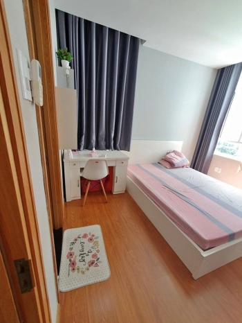 Bán căn 2pn 2 toilet Him lam Riverside quận 7