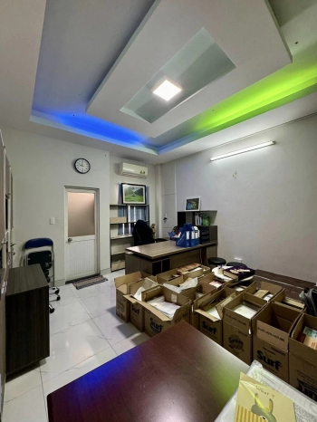 Kẹt tiền bán gấp nhà hẻm xe tải, 80m2 đường Thống Nhất, 4x20m, 4 Tầng, 6 phòng, Sổ Hồng Riêng