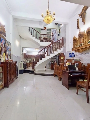 KHU DÂN CƯ ĐẲNG CẤP - BÀNH VĂN TRÂN (HÔNG NGÃ 4 BẢY HIỀN) - CÂY XANH NHIỀU NHƯ CÔNG VIÊN.