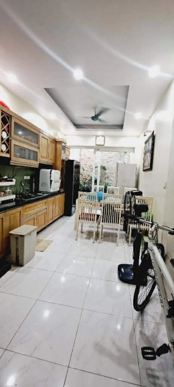 NHÀ ĐẸP - GẦN PHỐ 2 THOÁNG - CHỈ VIỆC XÁCH VALI VỀ Ở - CÁCH CÔNG VIÊN THỐNG NHẤT 300M. , Giá chào 8.x tỷ