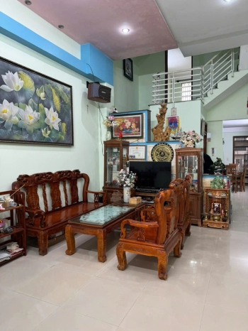 Bán nhà riêng tại Lương Văn Can, An Cựu, Huế, 4 tỷ, 133m2, 4PN, 2WC, 2 tầng, pháp lý đầy đủ