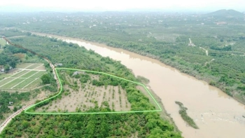 cần bán lô đất nghỉ dưỡng 2 mặt tiền,view sông lục nam.