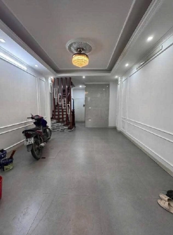 Bán 50m - 7 Tầng - 4.2m.Mặt Tiền. ( Hồ Tùng Mậu ) Nam Từ Liêm. ô tô kinh doanh