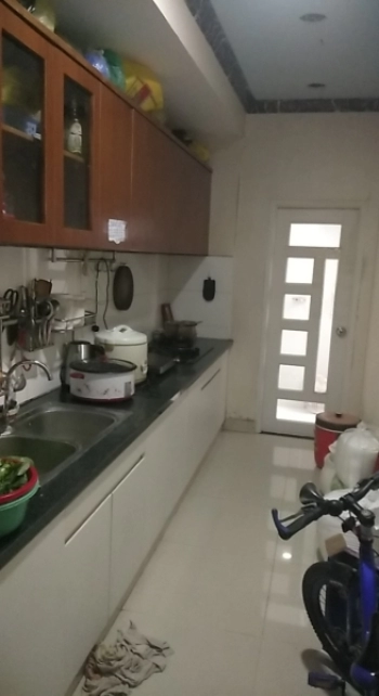 Căn hộ Topaz City tầng 23 diện tích 74m2, đầy đủ nội thất.