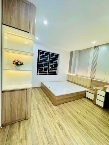 Bán nhà TT quận Hai Bà Trưng xây mới,tặng 100% nội thất xịn cò,xách Vali về ở ngay