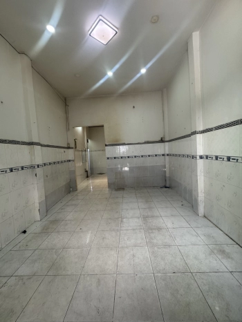 Bán nhà quận 6 - Cấp 4 nở hậu tài lộc tiện xây mới - 4 tỷ