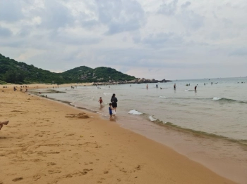 Bán Gấp Lô Đất Mặt Biển, 3 Mặt Tiền, 626m2, full Thổ Cư, Khu Hòn Yến, Phú Yên, Giá Chỉ 12 tỷ