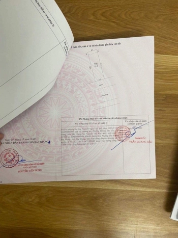 chính chủ cần bán gấp đất đẹp không lỗi không hố ga  không cột điện