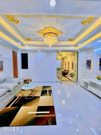 Nhà Phố dĩ an 1trệt 2lầu ngay trung tâm tp dĩ an