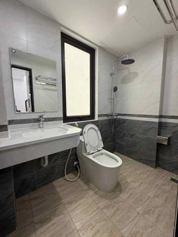 BÁN NHÀ LONG BIÊN – NGÕ RỘNG – TIỆN ÍCH NGẬP TRÀN