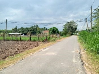 400m2 bề ngang 18m thích hợp xây trọ, biệt thự nhà vườn, trong khu dân cư, cách khu công nghiệp 1km