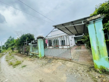 ĐỊNH CƯ SANG ÚC CẦN SANG LẠI 4690M2 ĐẤT THỔ CƯ CÓ SẴN NHÀ CẤP 4 VÀ VƯỜN TRÁI CÂY GIÁ 600 TRIỆU