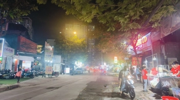 Bán đất tặng nhà mặt tiền Lê Văn Thịnh, ngang 6m, gần Bệnh viện Quận 2