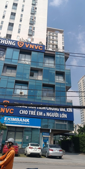 Bán nhà mặt tiền Nguyễn Duy Trinh ngay chung cư La Astoria, có sẵn hợp đồng cho thuê