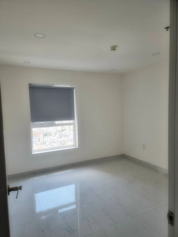 Căn 2PN 1WC 58m2 nội thất như hình! CC Terra Royal - view Landmark - Gía 5,2 tỷ bao hết