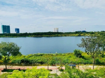 Bán căn góc 2pn view hồ xanh mát giá 1.7 tỷ đã VAT, TT 360 triệu nhận nhà,hỗ trợ ls 0% trong 2 năm 