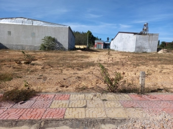 Bán đất đường QH số 1, TT Sa Thầy