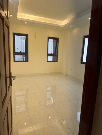 NHÀ ĐẸP LUNG LINH - HAI MẶT THOÁNG TRƯỚC SAU - BAN CÔNG ĐÓN GIÓ - NHU CẦU KHÁCH KHU VỰC CAO  NỘI ThẤT XỊN