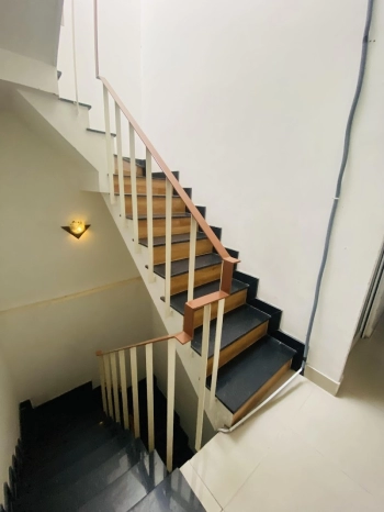 Bán nhà Quận 10 dưới 10 tỷ HXH 61m2 4 tầng giá chỉ nhỉnh 9 tỷ xíu